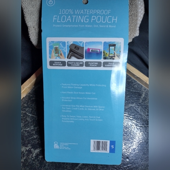 🌻5/$10 Floating Pouch with strap - Picture 2 of 2